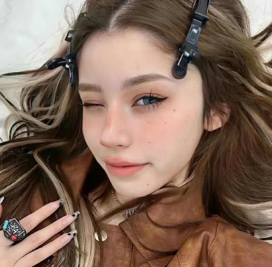六姊妹